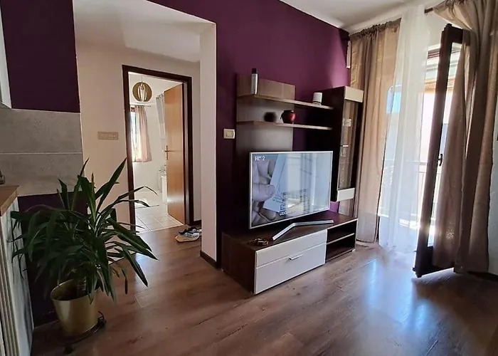 Lila Διαμέρισμα *