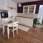 Lila